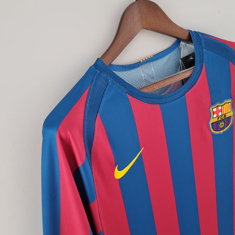 Retro FC Barcelona Home 05-06