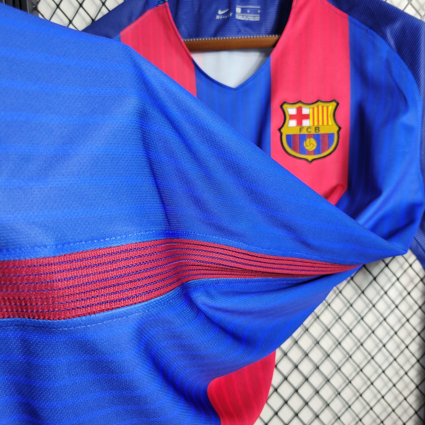 Retro FC Barcelona Home 16-17