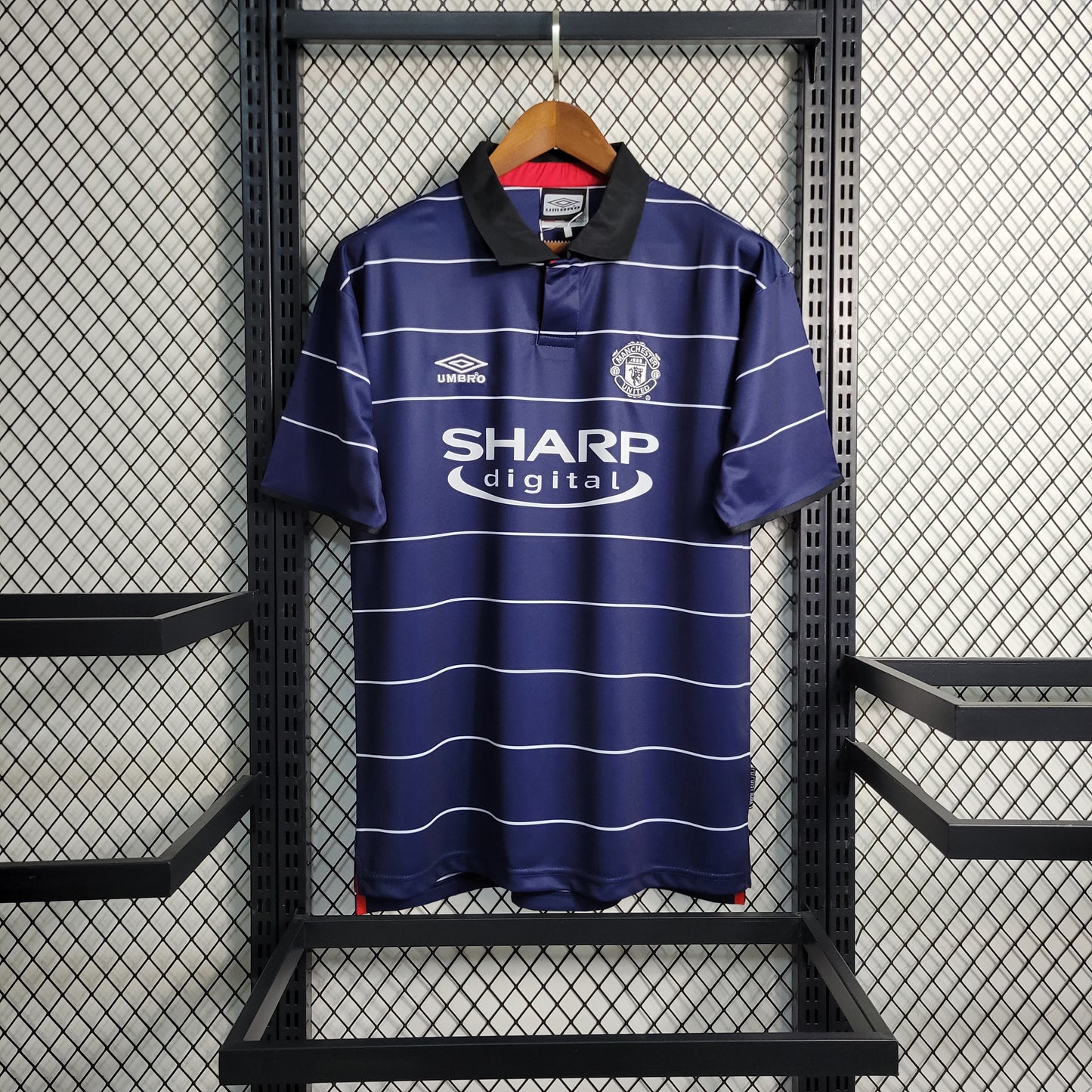 Retro Manchester United Away 99-00