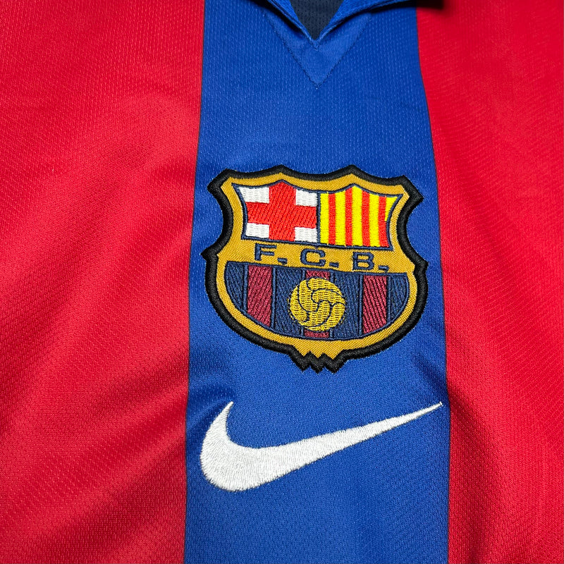 Retro FC Barcelona Home 04-05