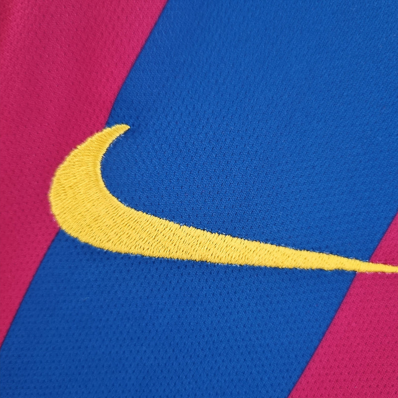 Retro FC Barcelona Home 05-06