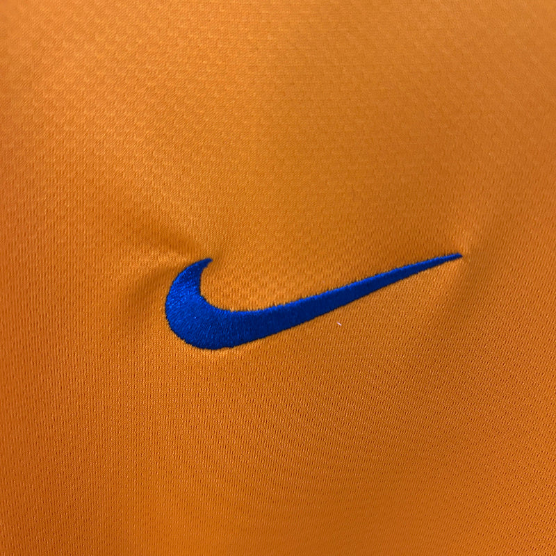 Retro FC Barcelona Away 06-07