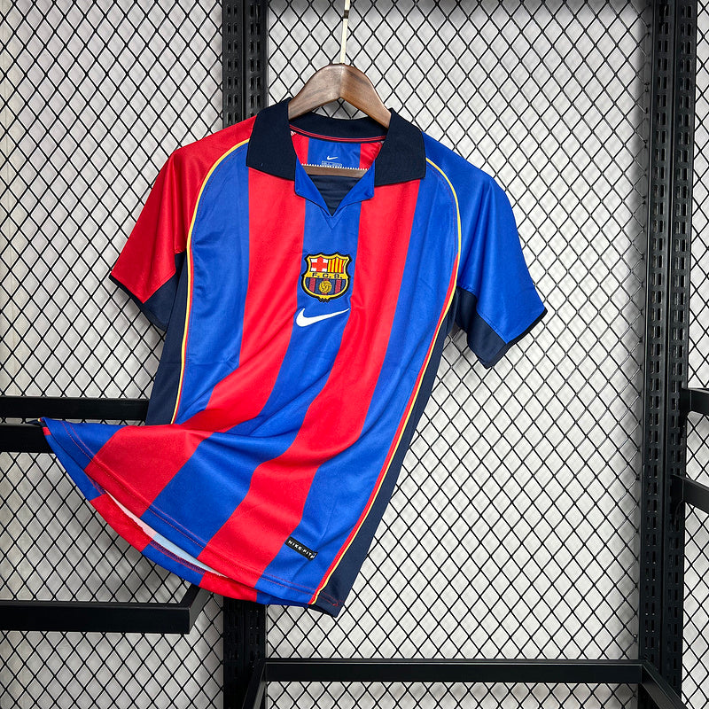 Retro FC Barcelona Home 04-05