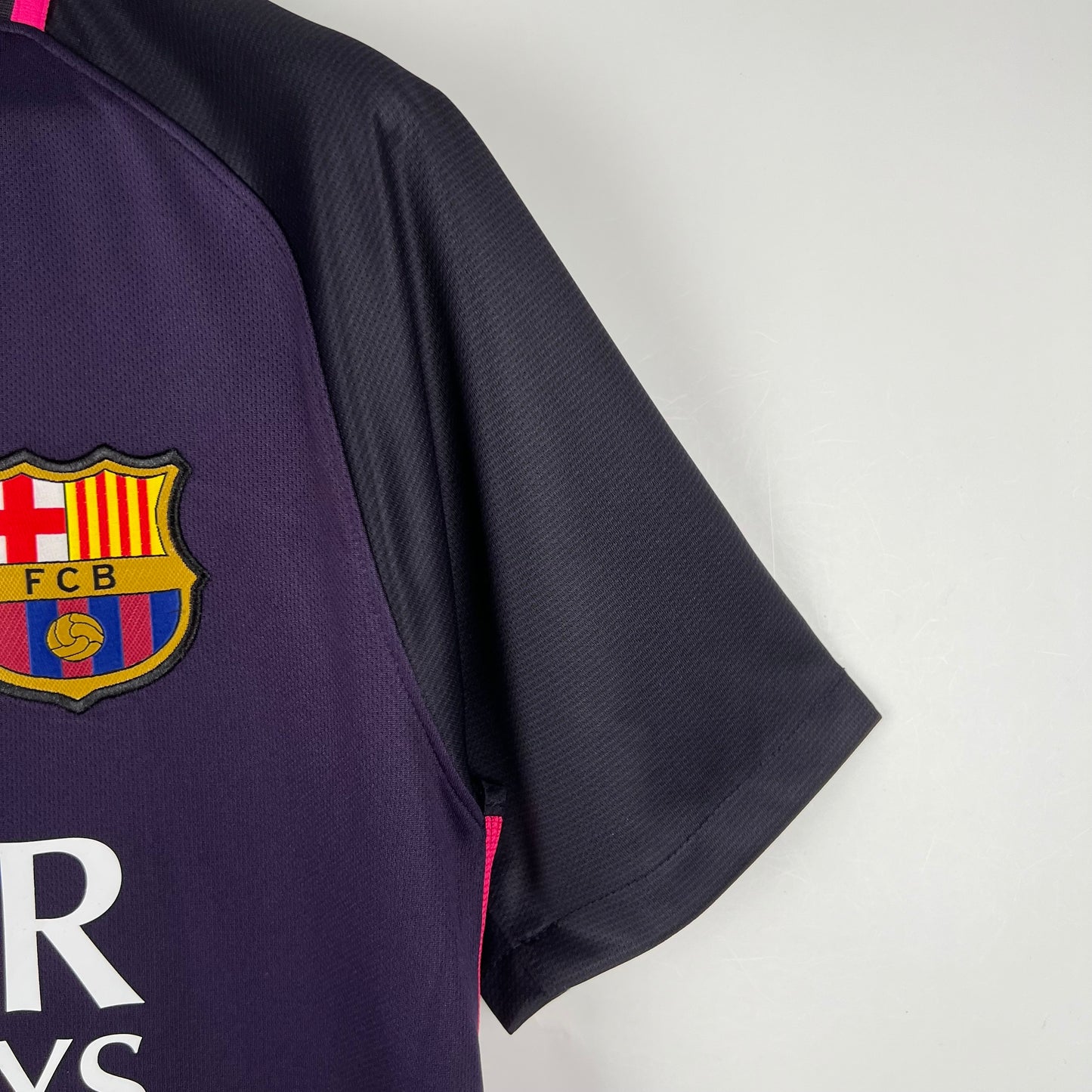 Retro FC Barcelona Away 16-17