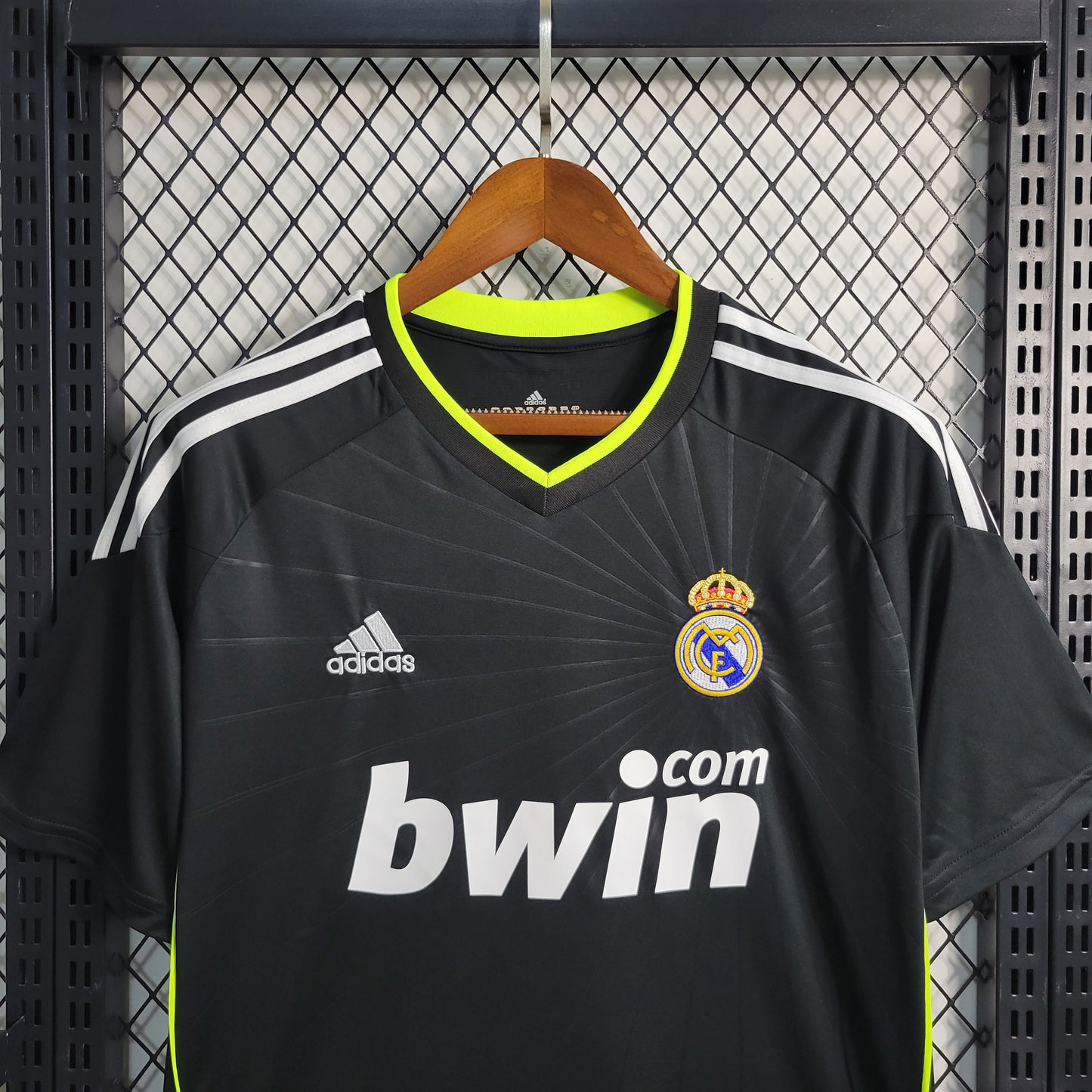 Retro Real Madrid Away 10-11