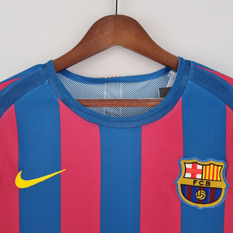 Retro FC Barcelona Home 05-06