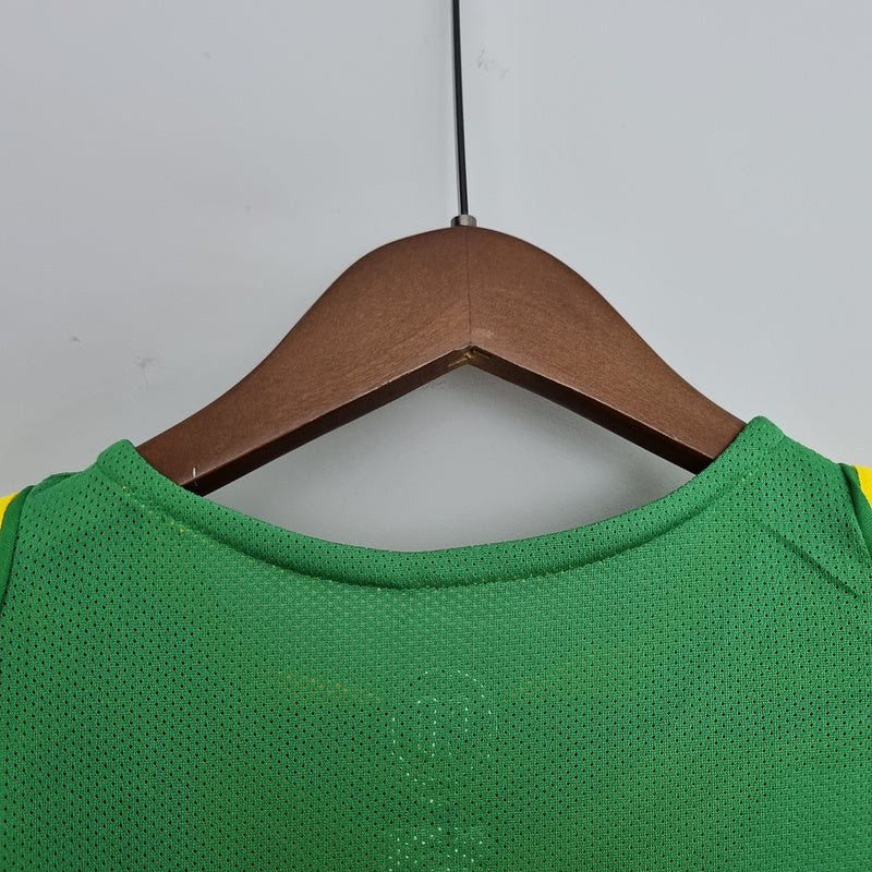 Retro Brazil Home 04-06