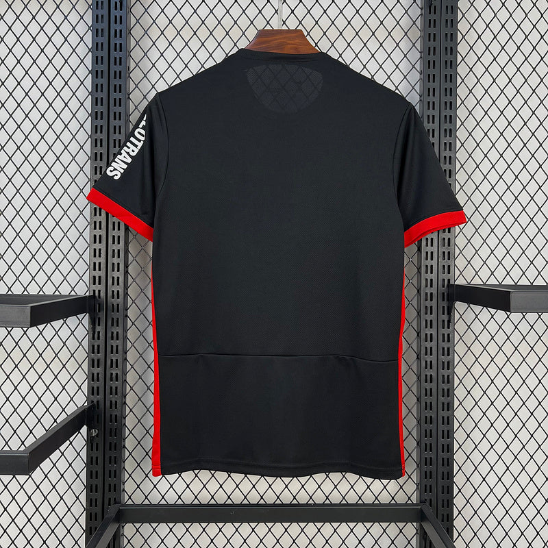 Eintracht Frankfurt Away 24-25