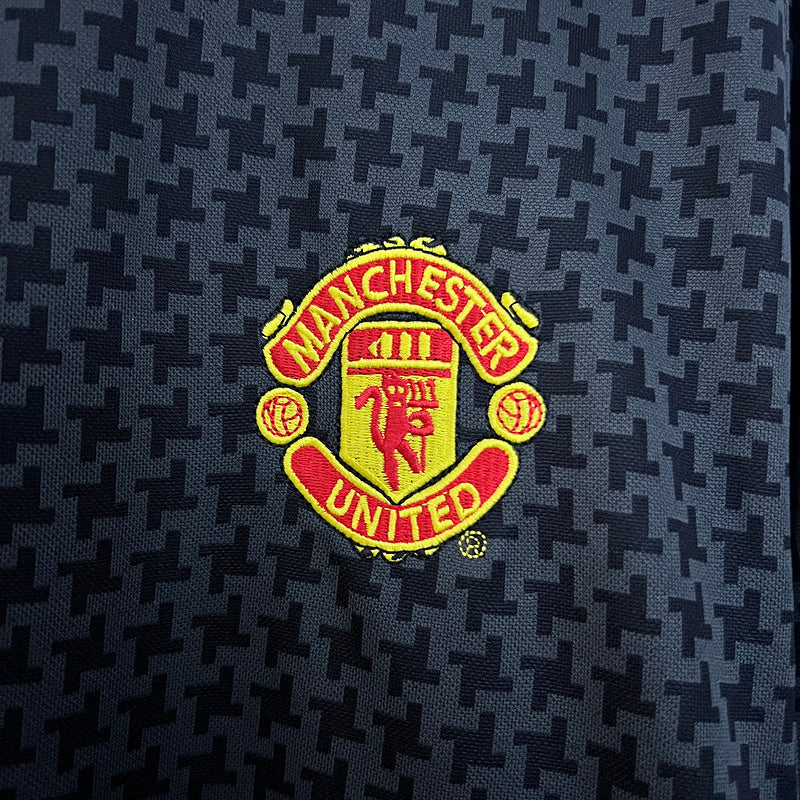 Retro Manchester United Away 03-05