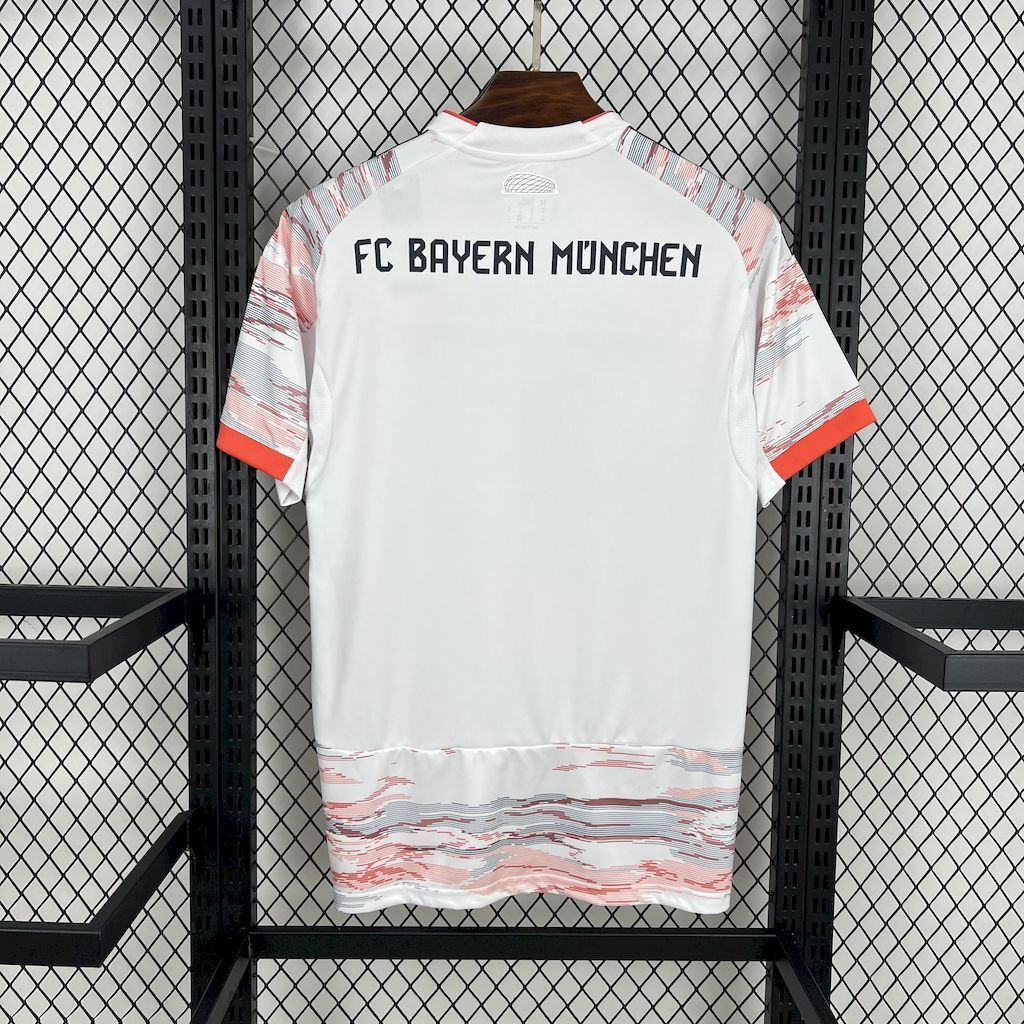 Bayern Munich Away 25-26