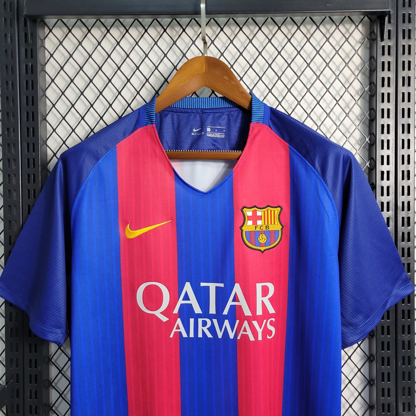 Retro FC Barcelona Home 16-17
