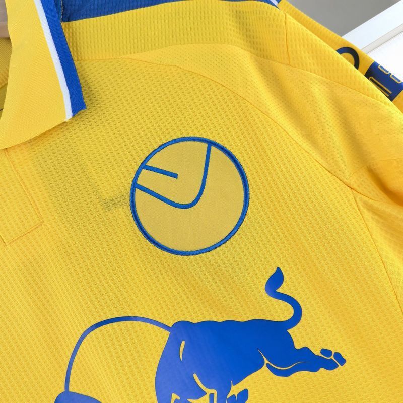 Leeds United Away 24-25