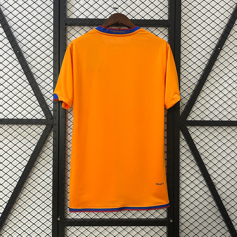 Retro FC Barcelona Away 06-07