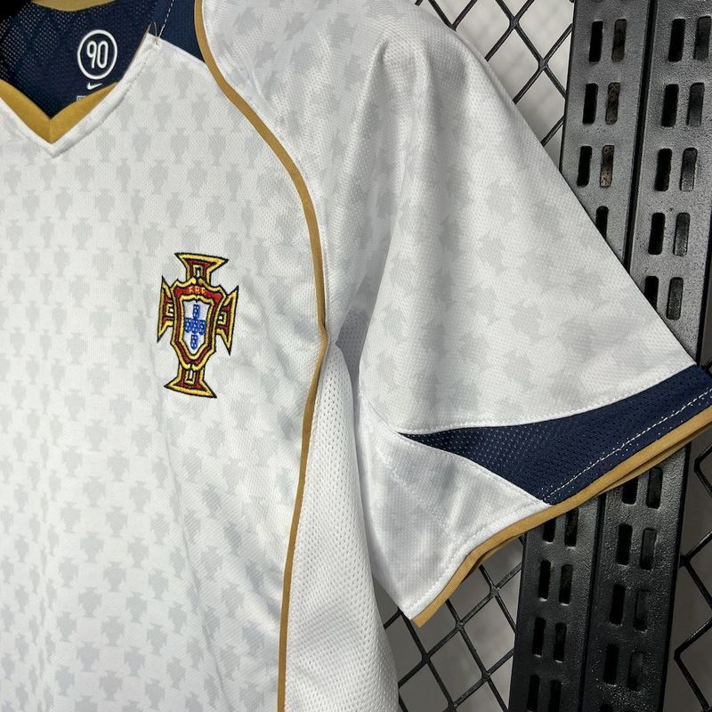 Retro Portugual Away 2004