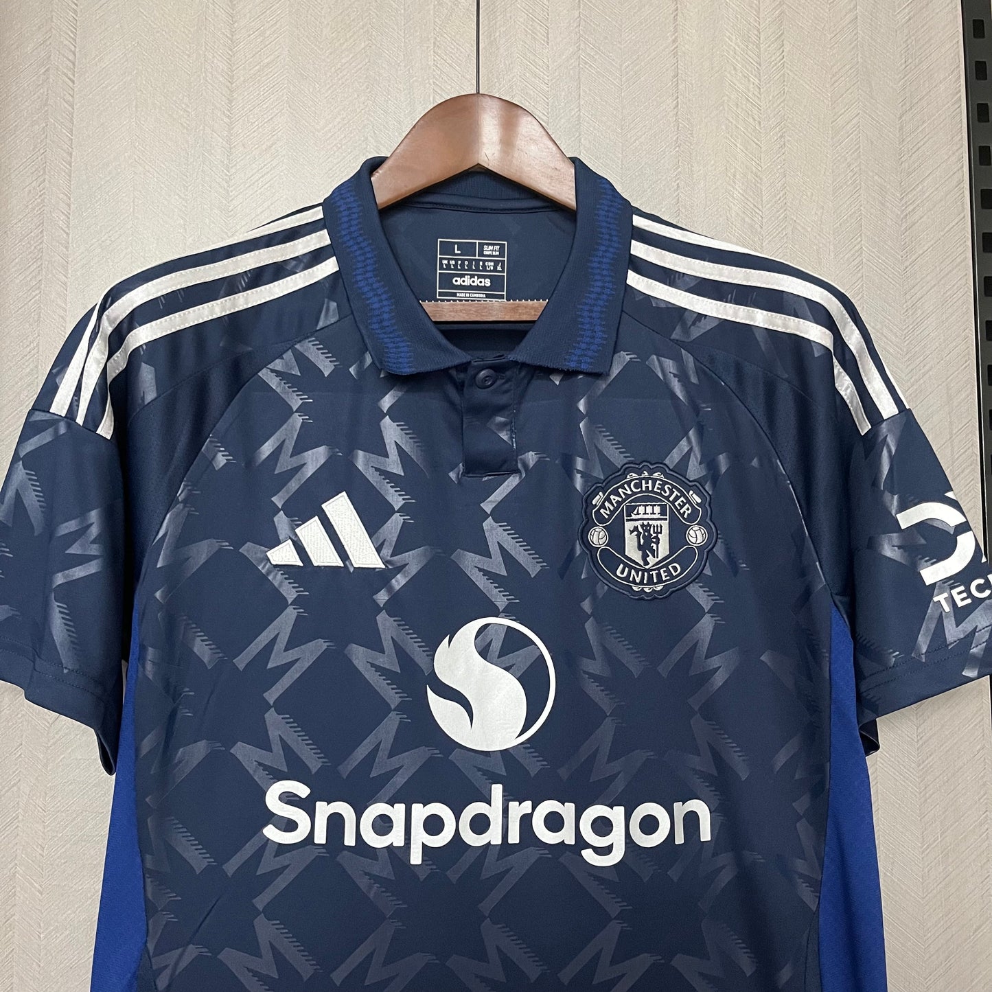 Manchester United Away 24-25