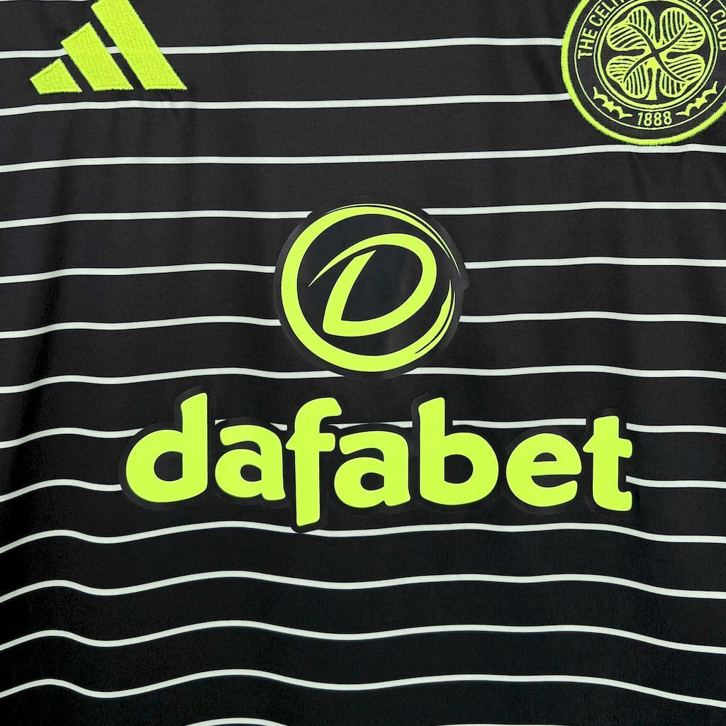 Celtic Away 25-26