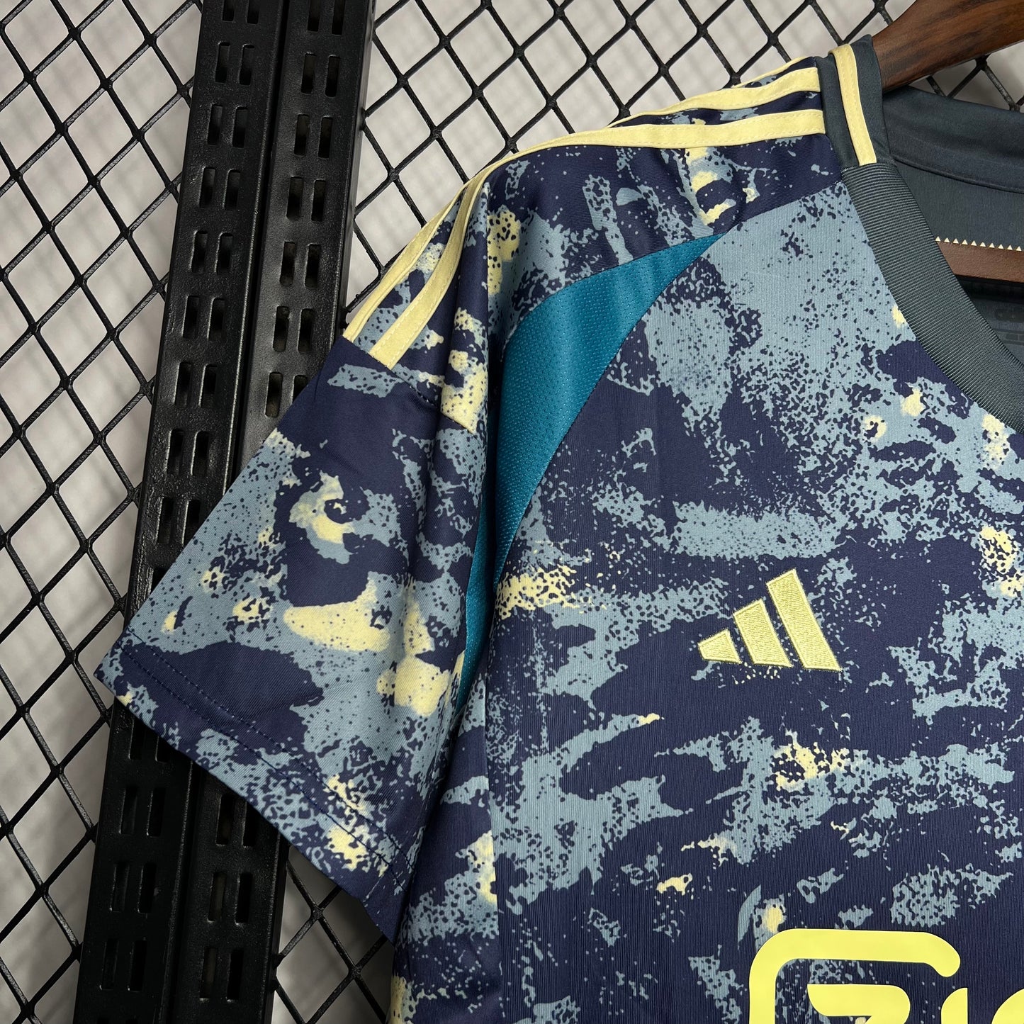 Ajax Away 24-25