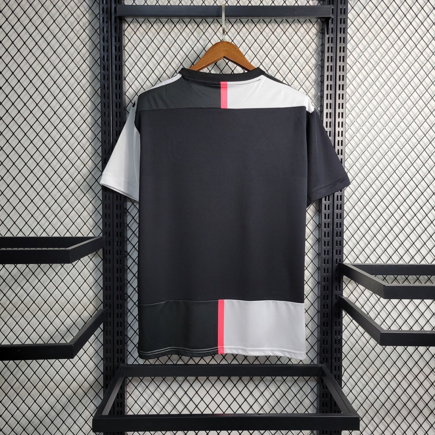 Retro Juventus Home 19-20