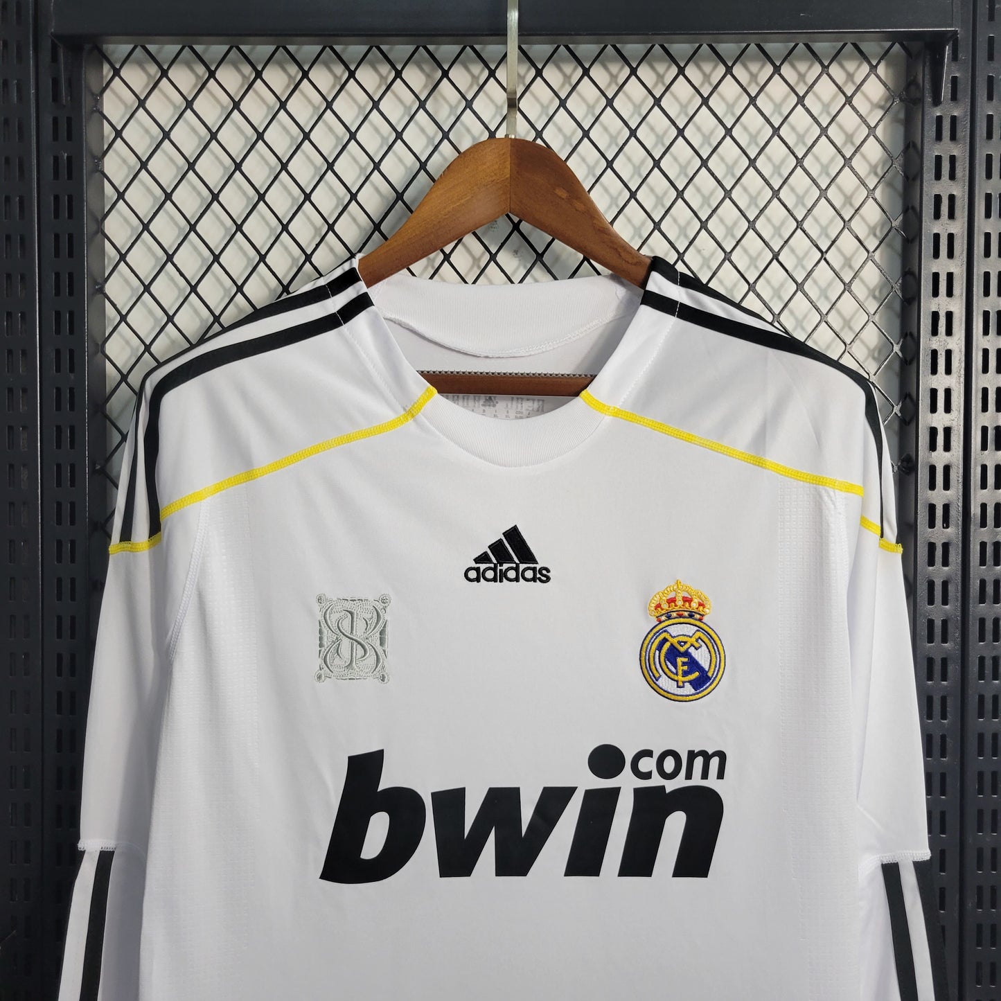 Retro Real Madrid Home Long Sleeve 09-10