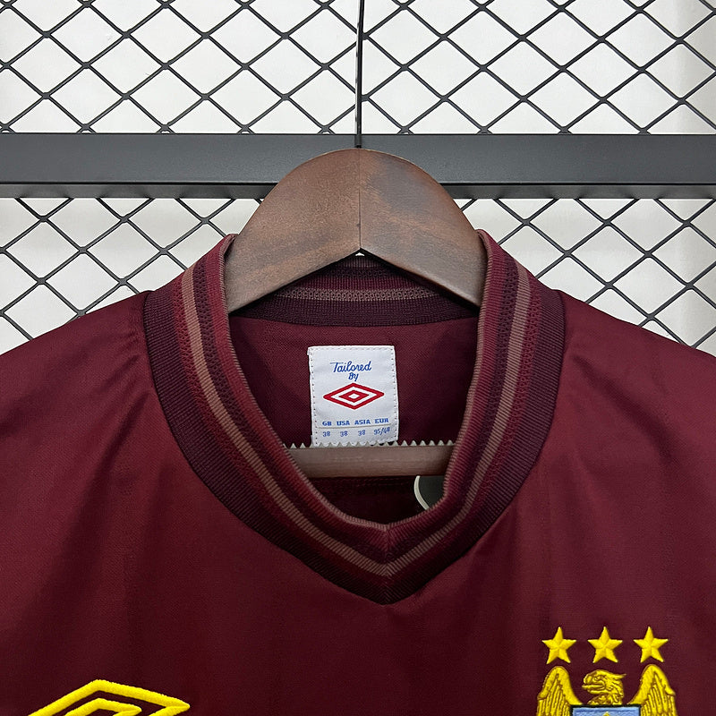 Retro Manchester City Away 12-13