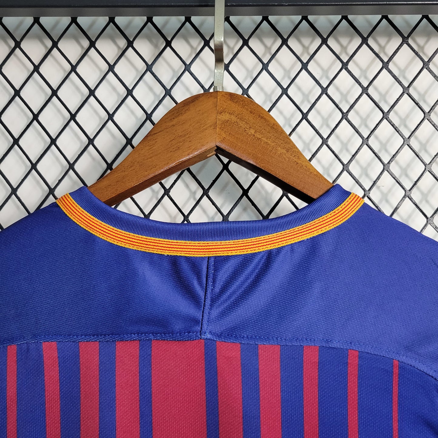 Retro FC Barcelona Home 17-18
