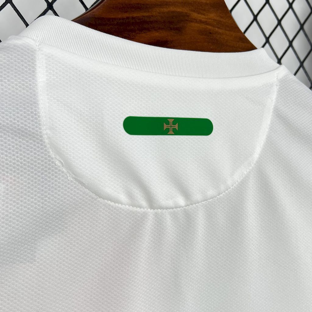 Retro Portugal Away 2010