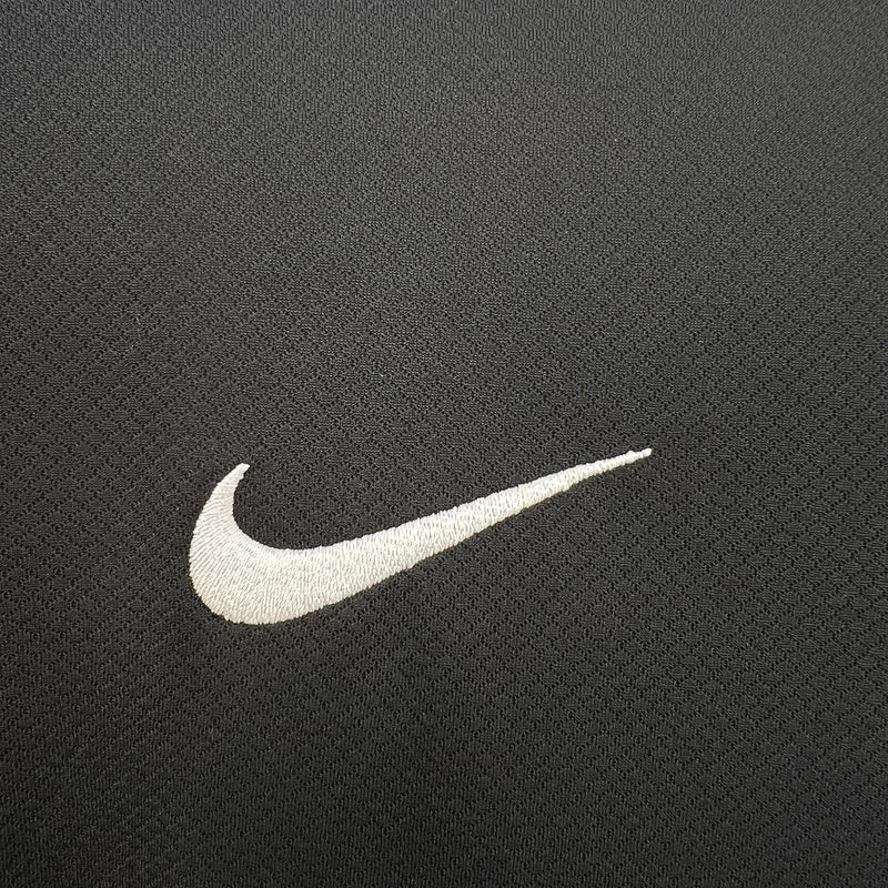 Eintracht Frankfurt Away 24-25