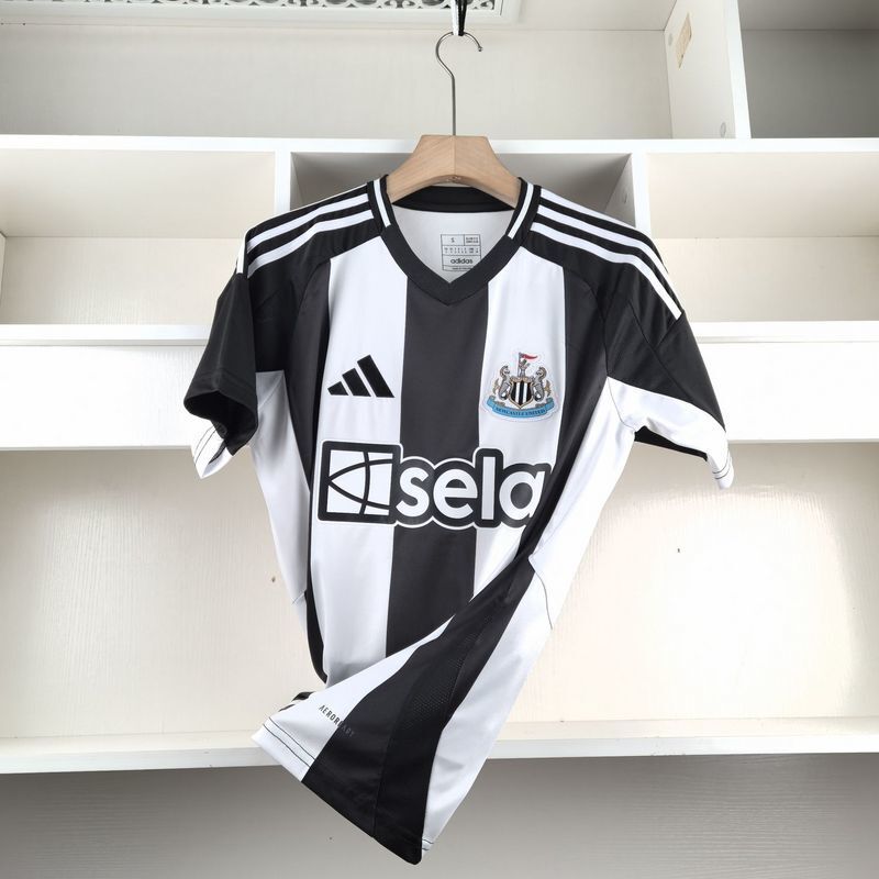 Newcastle United Home 24-25