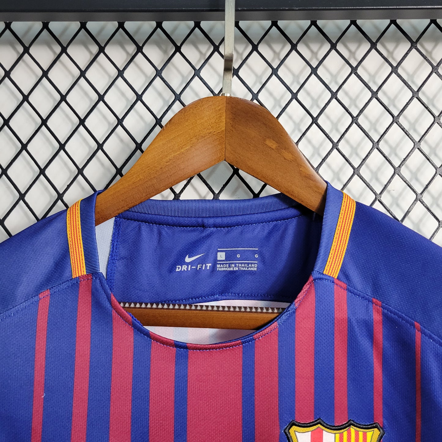 Retro FC Barcelona Home 17-18