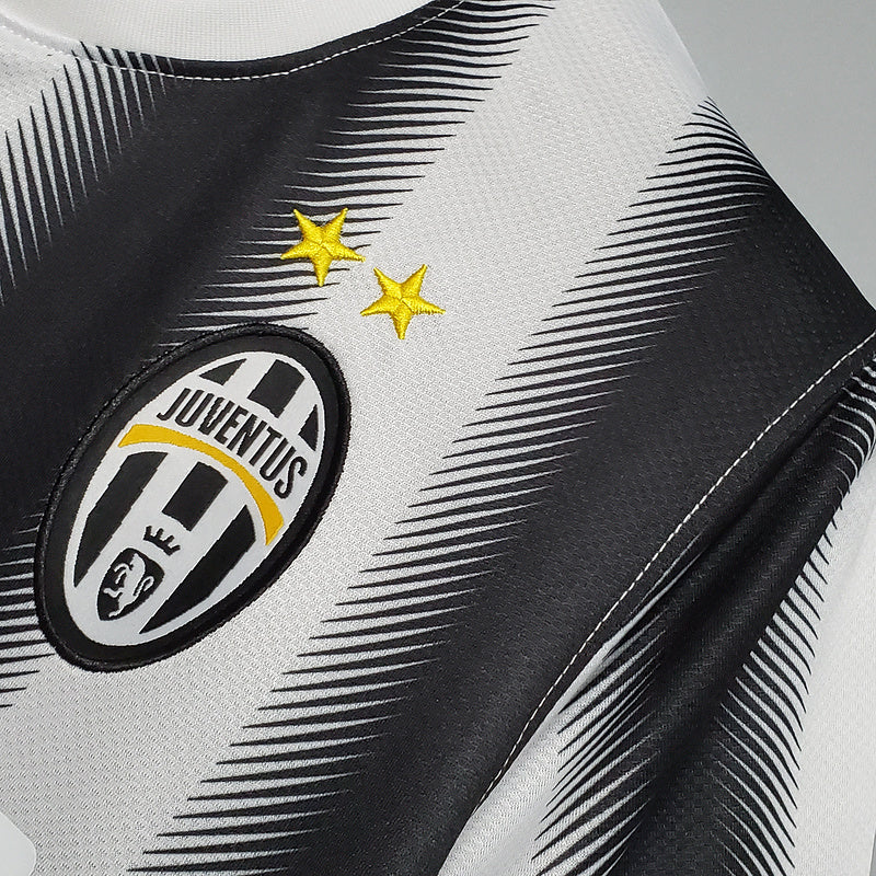 Retro Juventus Home 11-12