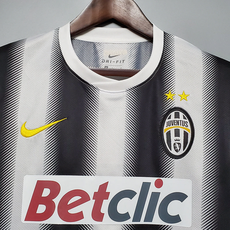 Retro Juventus Home 11-12