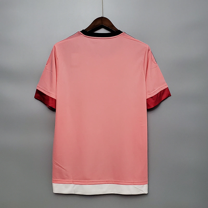 Retro Juventus Third Pink 15-16