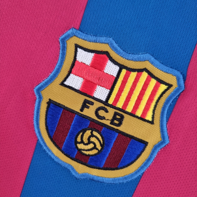 Retro FC Barcelona Home 05-06