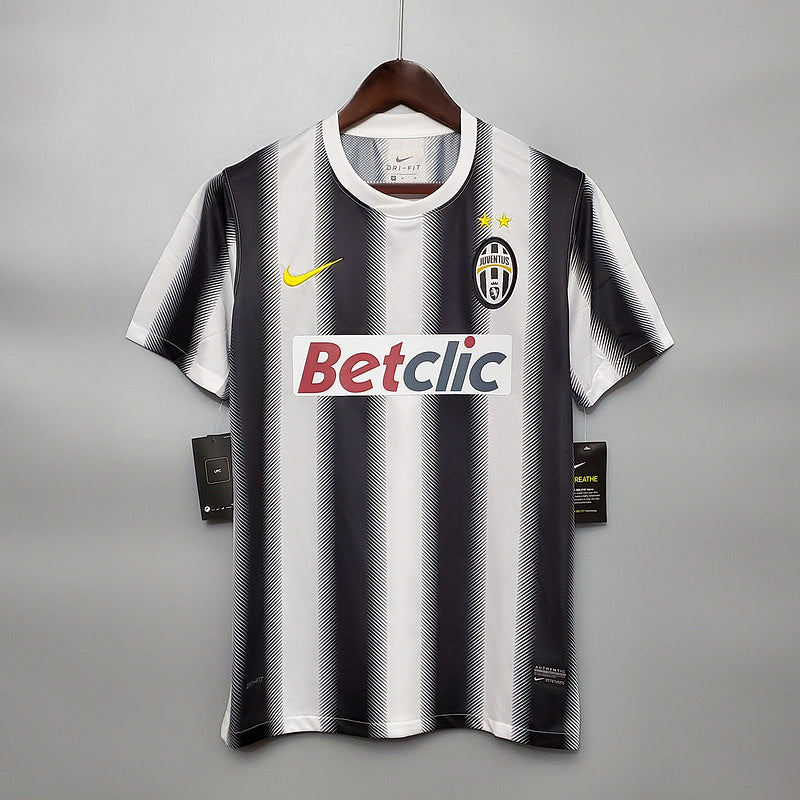 Retro Juventus Home 11-12
