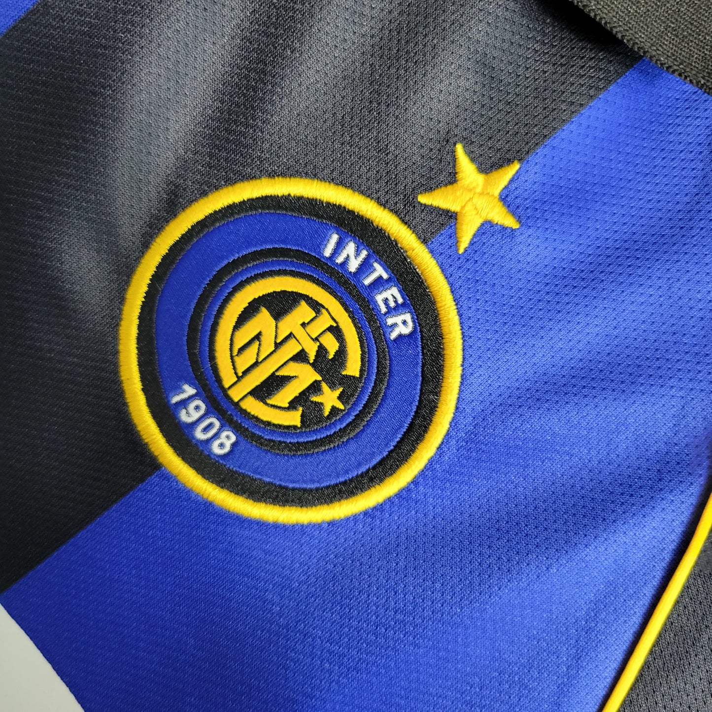Retro Inter Milan Home 01-02