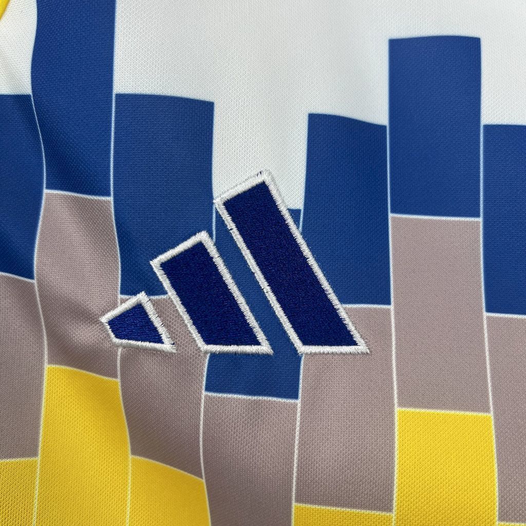Leeds United Home 25-26