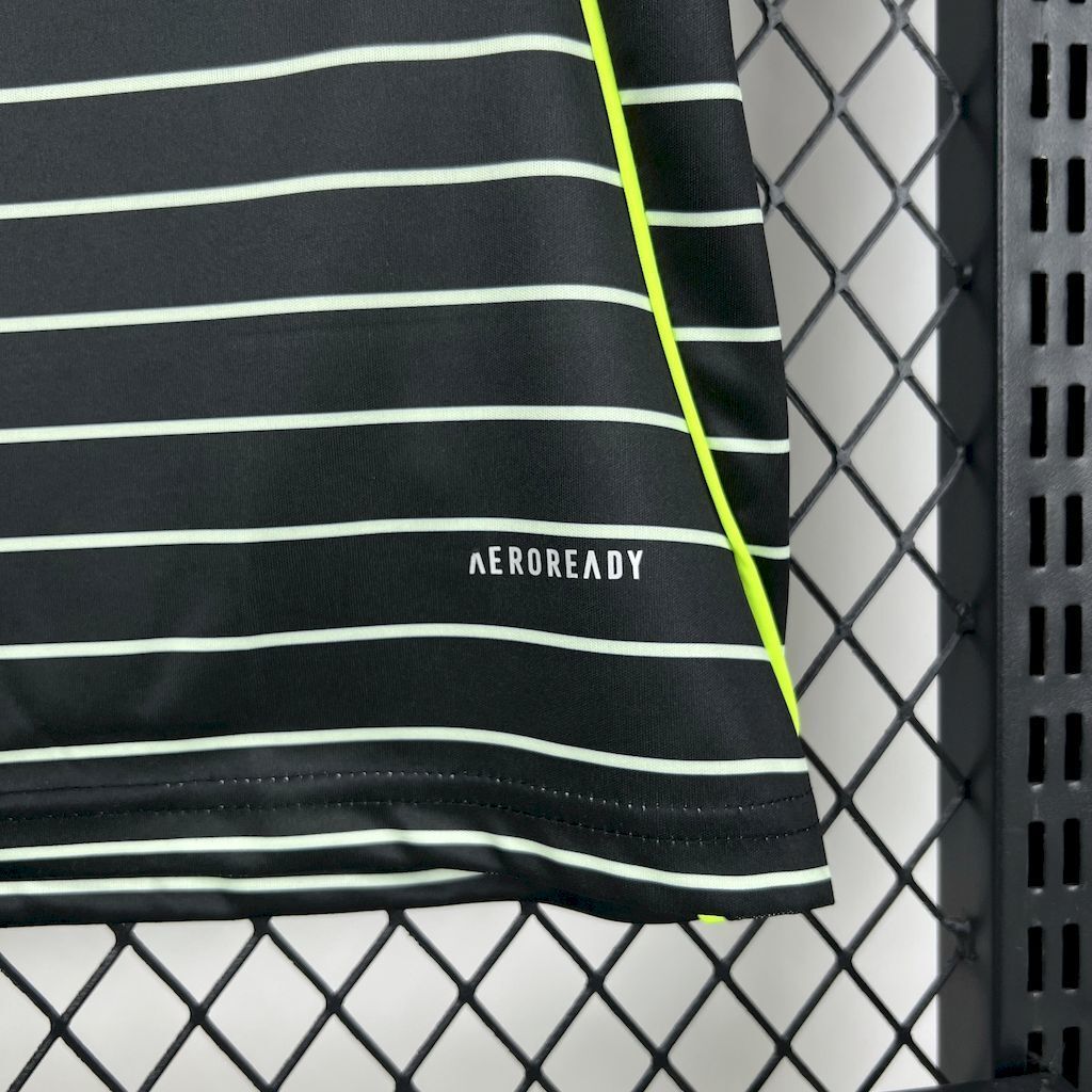 Celtic Away 25-26