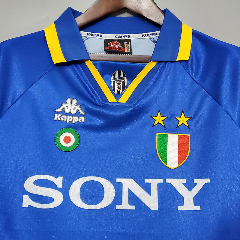 Retro Juventus Away 95-97